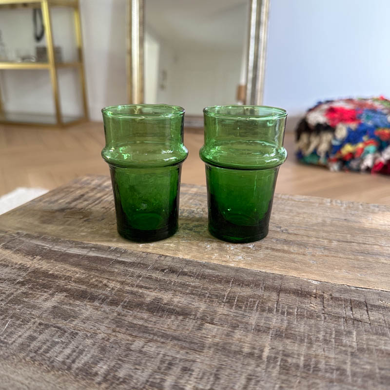 verres belli vert table basse bois